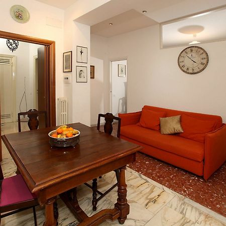 Anna a San Pietro Holiday House Roma Exterior foto