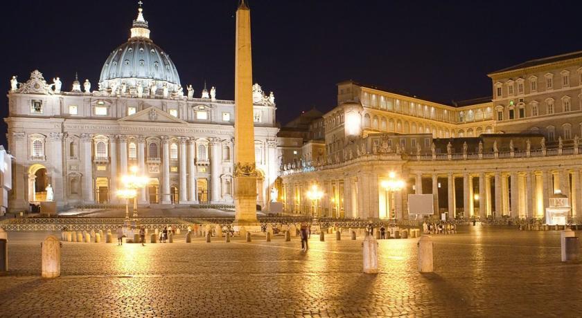 Anna a San Pietro Holiday House Roma Exterior foto